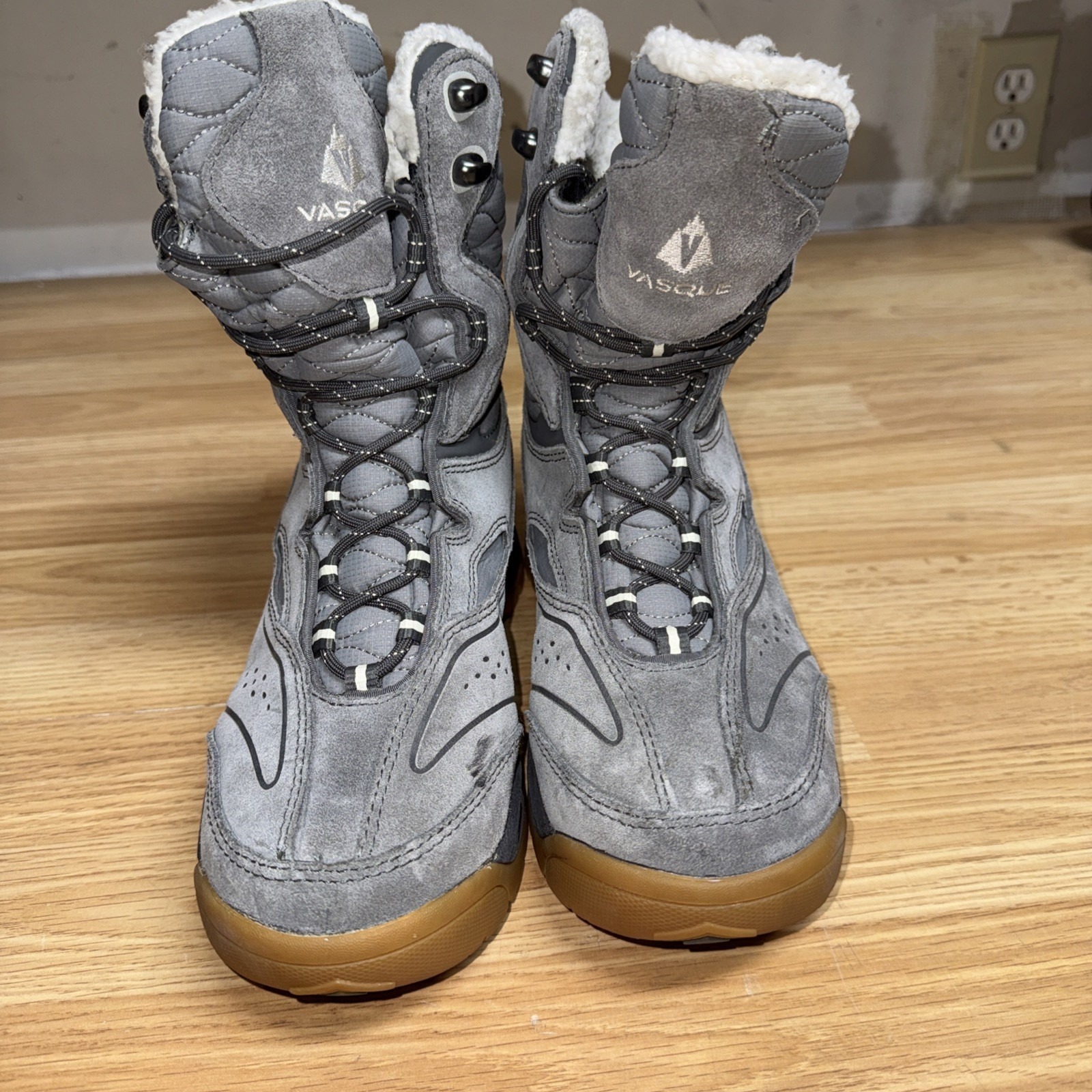 Vasque "Pow Pow" Ultradry Hiking Boot Women's Size 8 M Thinsulate 400 Grey — image 2 of 7